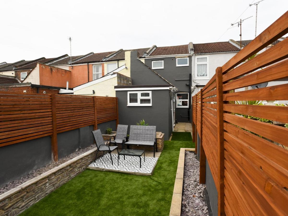 Pass The Keys Newly Refurbed 3Bed 2Bath House In Central Portsmouth Exterior foto